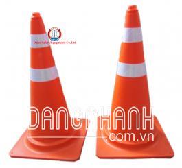 Cọc tiêu nhựa Hàn quốc kiểu vòng khuyết ( P/Q trắng) cao 70cm