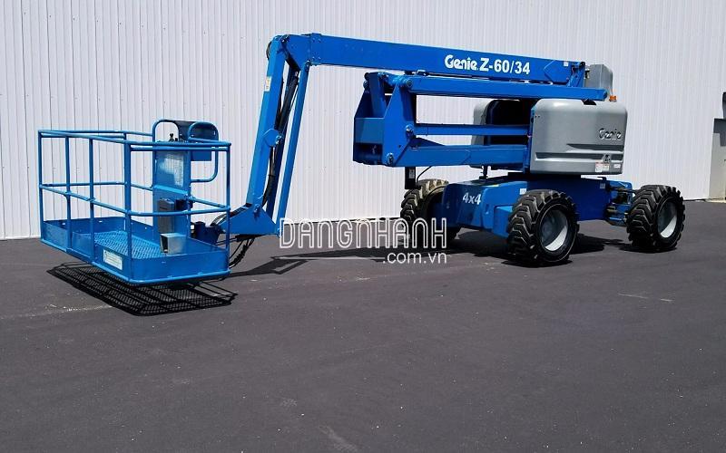 Xe nâng người Boom lift 20m làm việc - Genie Z60/34