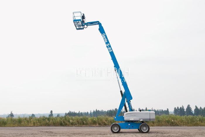 Xe Nâng Người Genie S-Booms S85 -28m Làm Việc