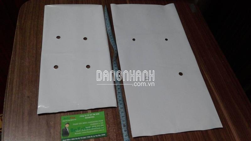 Túi PE 40 x 20 cm Trắng Đen (Kg)