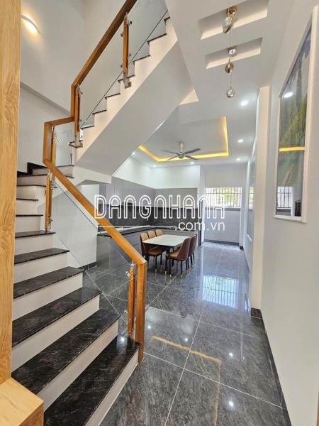 Cần Bán Nhà Chính Chủ Gần Bưu Điện Bà Tri, Tân Uyên