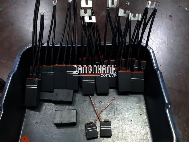 CHỔI THAN CÔNG NGHIỆP CHO CÁC NHÀ MÁY THÉP