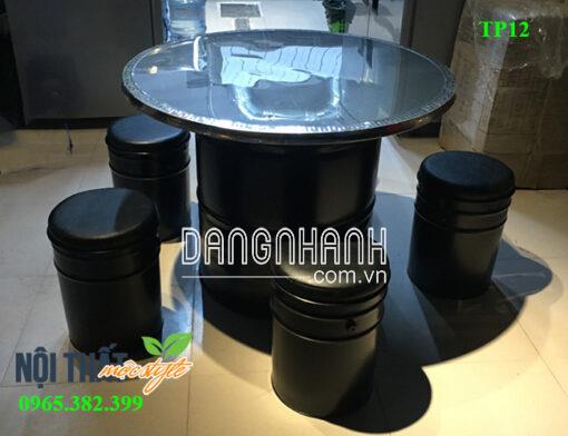 Bàn ghế nhà hàng TP12-Bàn ghế quán ăn từ thùng phi CHẤT