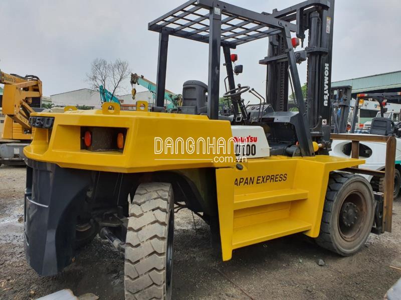 Xe nâng KOMATSU FD100-5