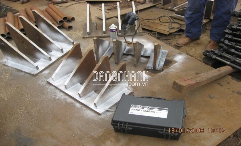 Lắp đặt máy móc và thiết bị công nghiệp
