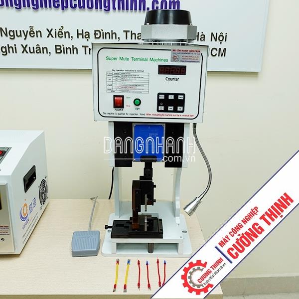 Máy Đập Đầu YT 2.0: Đột Phá Sản Xuất