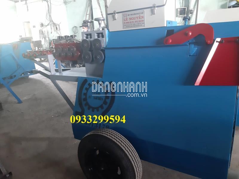 máy uốn đai sắt bánh xe kéo mang lại tiện ích không ngờ