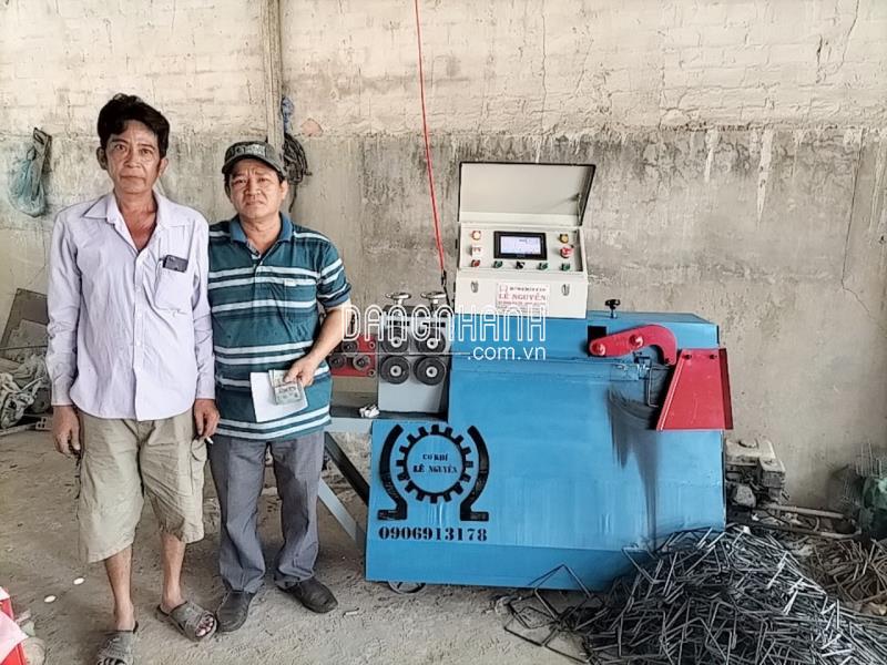 máy bẻ đai sắt xây dựng tại Cà Mau