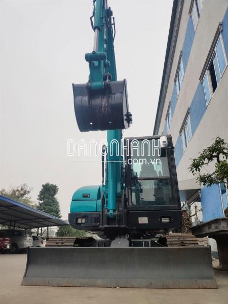 Máy xúc SWE70E