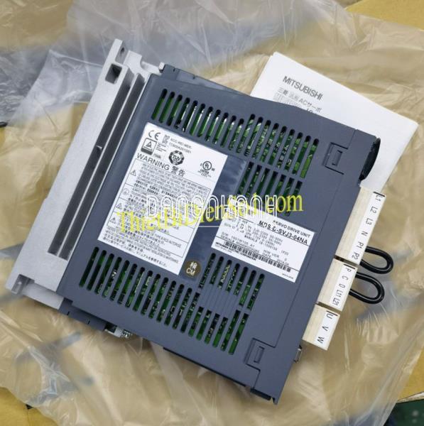 Servo driver Mitsubishi MDS-D-SVJ3-04NA -Cty Thiết Bị Điện Số 1