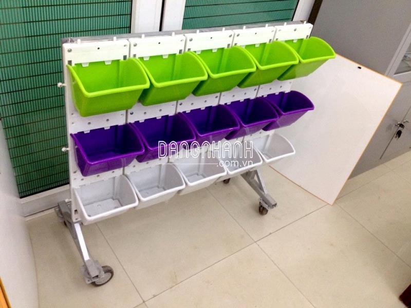 Hộp Nhựa/ Chậu Nhựa Trồng Cây Tường Đứng ( Modul tường đứng )