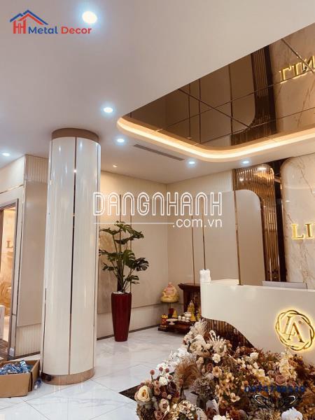 Nẹp inox mạ vàng trong không gian nội thất