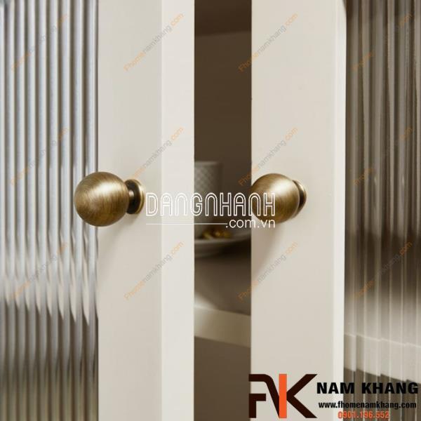 Núm tủ tròn trơn màu đồng cổ NK373D | Zalo 0901 196 552