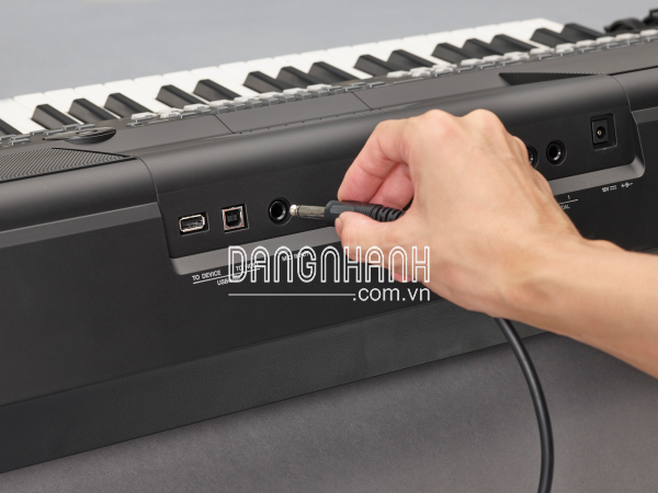Đàn organ Yamaha PSR-SX600
