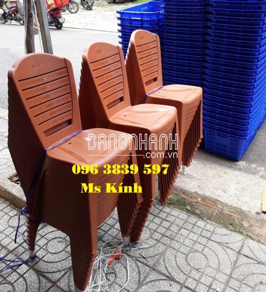 Cung cấp ghế nhựa, ghế dựa đại vita giá rẻ số lượng lớn - 096 3839 597 Ms Kính