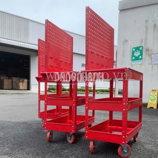 Xe đẩy 3 ngăn – Bảng treo khay nhựa KT: 738×570