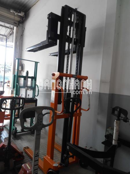 Xe Nâng Tay Cao 1~2 Tấn Cao 1,6~2 Mét Giá Rẻ