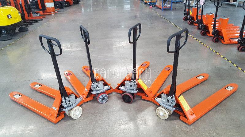 Xe Nâng Tay 3 Tấn