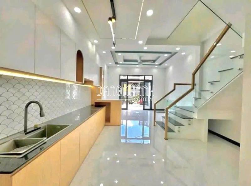 Bán nhà 1 trệt 1 lầu ở gần Bệnh Viện Đa Khoa Medic Thuận An
