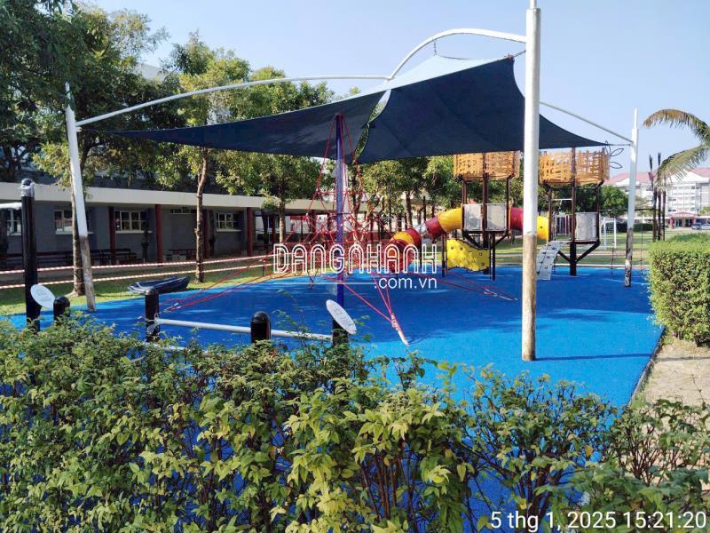 Cung cấp thiết bị leo dây kết hợp cầu trượt tại khu vui chơi