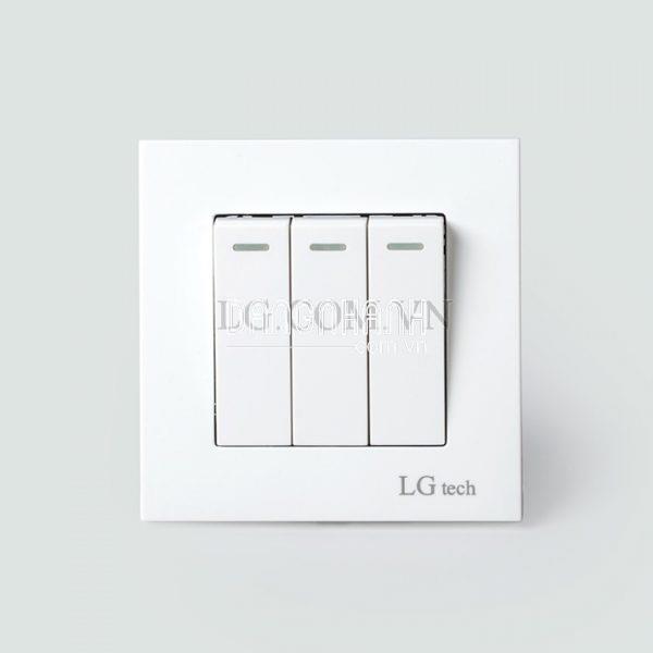 Mặt điện vuông ba công tắc nhựa trắng LG tech