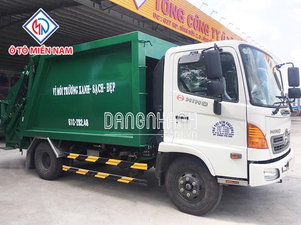 Xe Tải Hino FC9JESW Chở Rác 6 Tấn