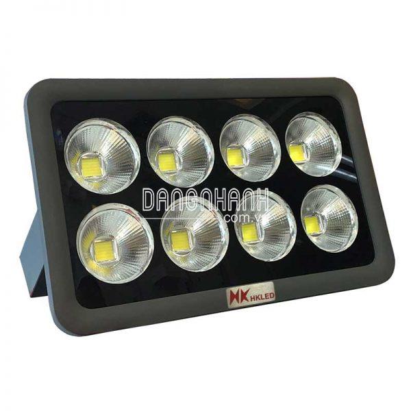 ĐÈN LED SÂN BÓNG NGOÀI TRỜI 400W RỌI XA – THƯƠNG HIỆU HKLED