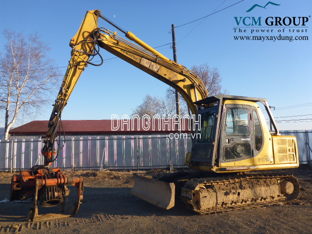 Máy xúc bánh xích KOMATSU PC120-6