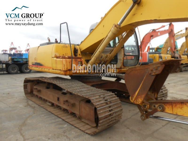 Máy xúc bánh xích SUMITOMO SH200LC-3
