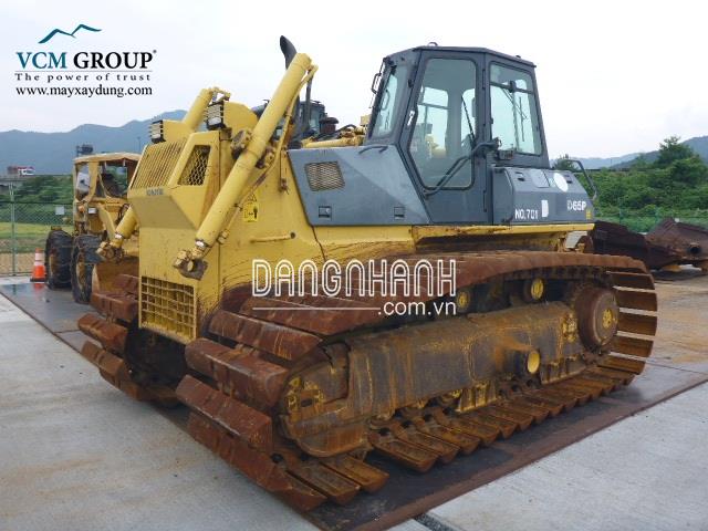 Máy ủi KOMATSU D65P-12E