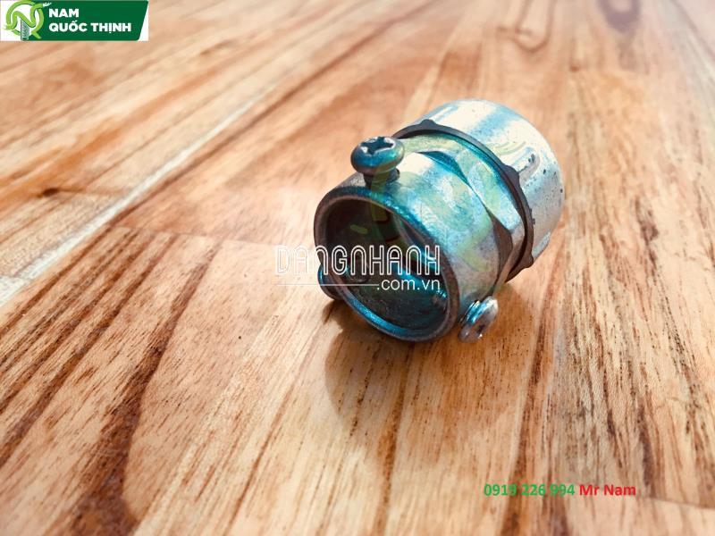 Đầu Nối Ống Mềm Kín Nước Và Ống Thép Luồn Dây Điện Trơn EMT 1/2