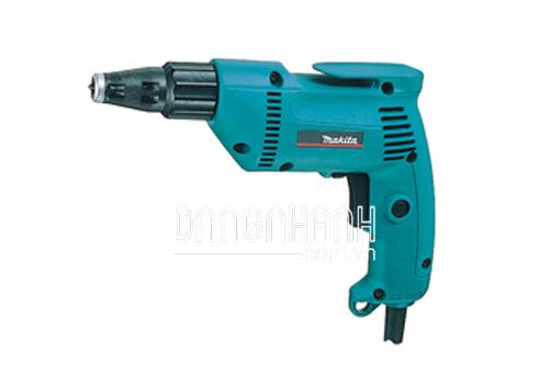 MÁY VẶN VÍT MAKITA 6821