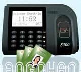 Máy chấm công dùng thẻ cảm ứng RONALD JACK S300