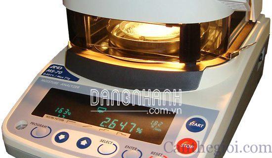Thiết bị phân tích độ ẩm AND Model ML50