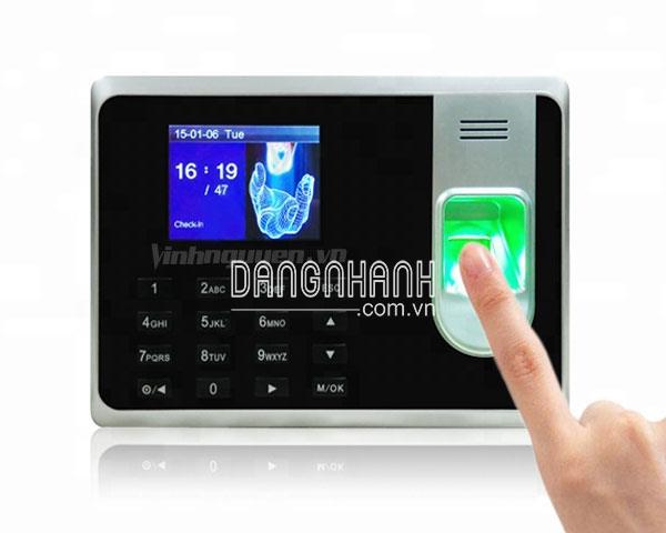 Máy chấm công GIGATA T8A