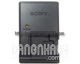 Sạc máy ảnh Sony BC-VM10 (dùng cho pin NP-FM50 / FM55H / FM500H)