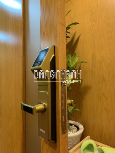 Khóa cửa vân tay nhận diện bằng khuôn mặt Viro-Smartlock 5in1 VR-F10