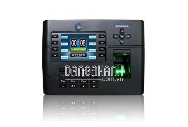 Máy chấm công vân tay và thẻ cảm ứng kiểm soát cửa ra vào GIGATA TFT 900