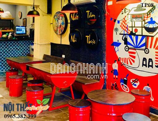 Bàn ghế thùng phi TP08 đẹp đậm chất đường phố