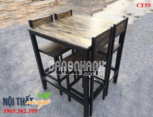 Bàn ghế chân sắt mặt gỗ CF59-Bàn ghế cafe phong cách cổ điển