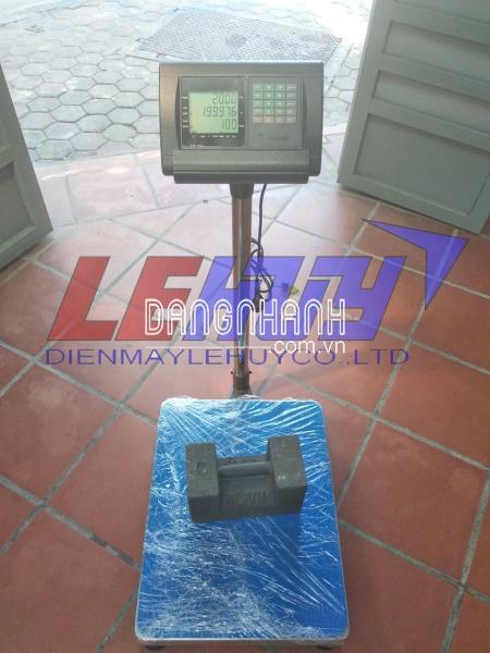 Cân đếm mẫu lớn A15E 500kg/50g