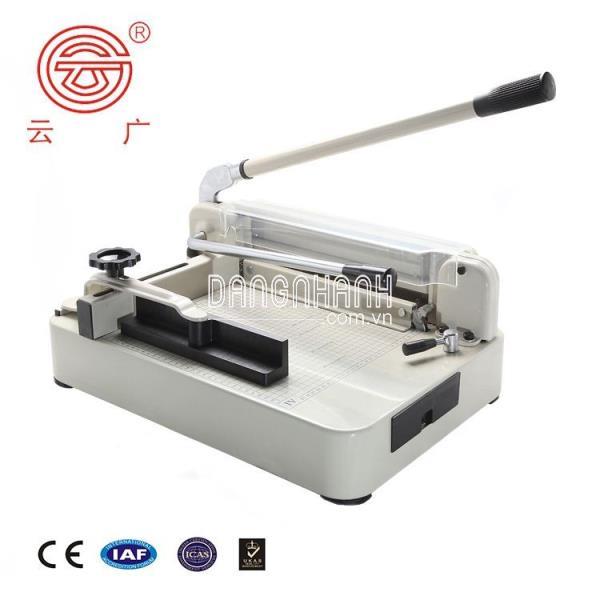 Bàn cắt giấy YG 868 A4