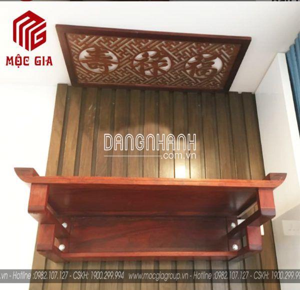 BAN THỜ TREO TƯỜNG GỖ HƯƠNG – TT 206