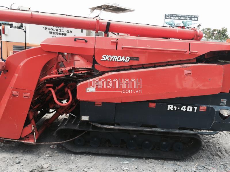 Máy gặt đập liên hợp kubota R1-401