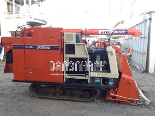 Máy gặt đập liên hợp Kubota Sr50