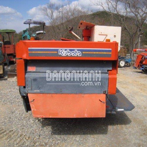 MÁY GẶT ĐẬP LIÊN HỢP KUBOTA R1-35