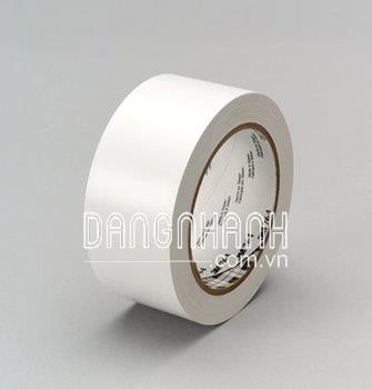 Băng keo 3M™ Vinyl 764 màu trắng.