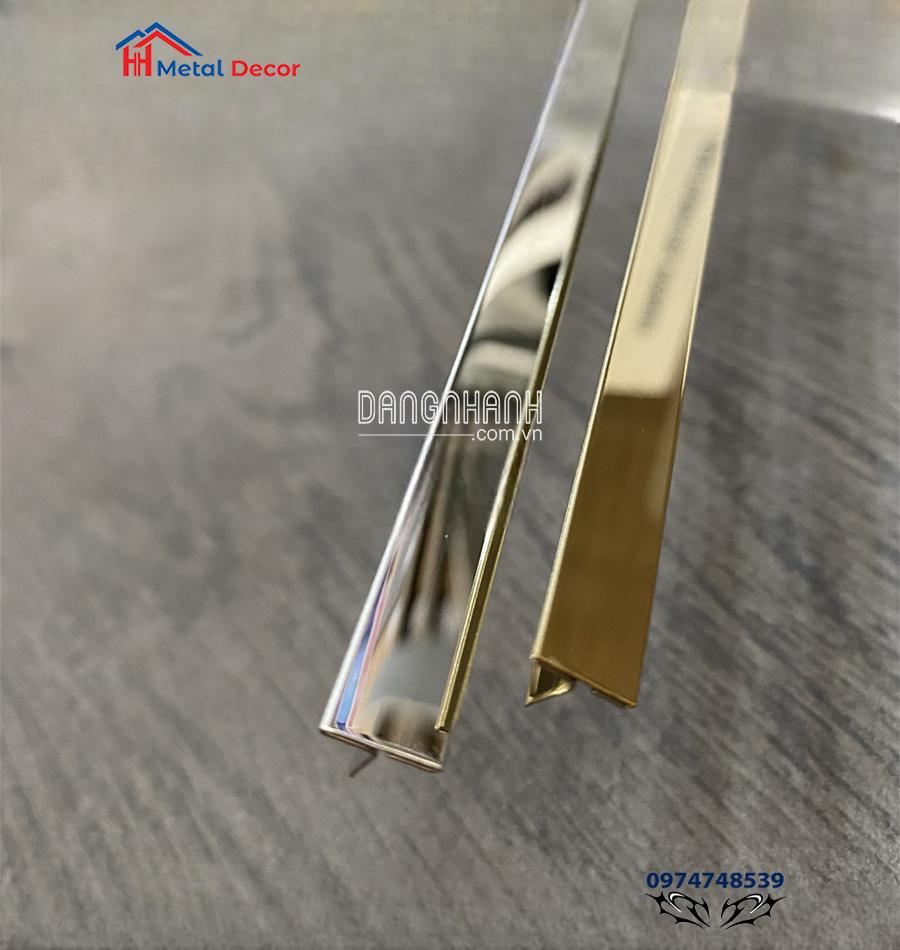 Nẹp inox mạ vàng trong không gian nội thất