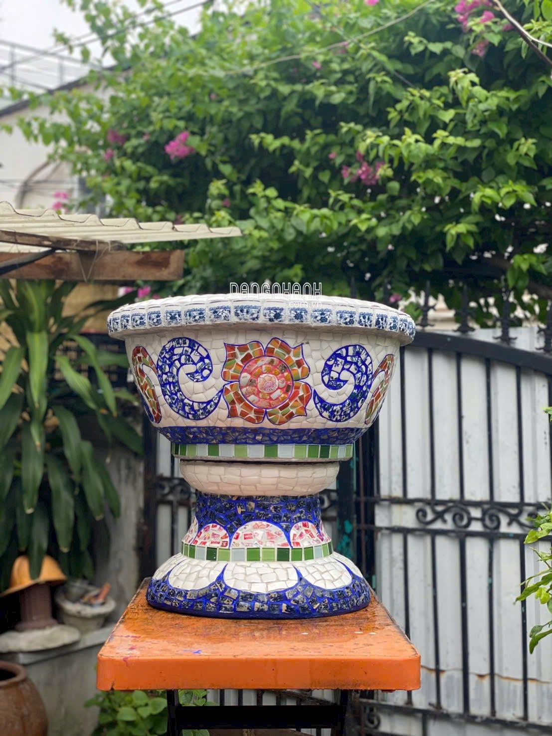 chậu hoa đắp mảnh sành sứ - cẩn miểng chén dĩa thủ công