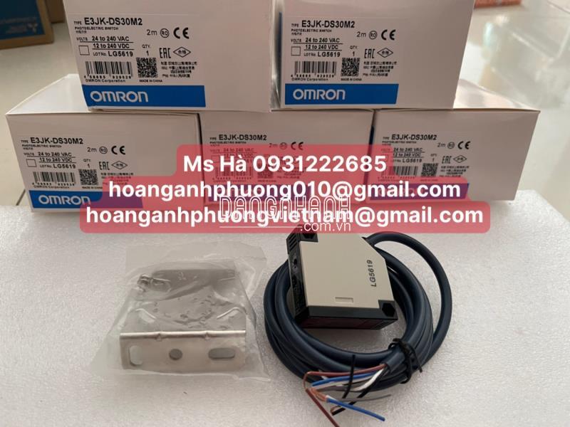 Omron E3JK-DS30M2 cảm biến quang giá ưu đãi trong tháng 